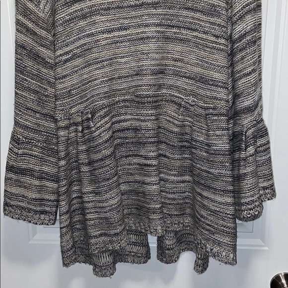 Susie Couture sweater - xlarge - Picture 9 of 15